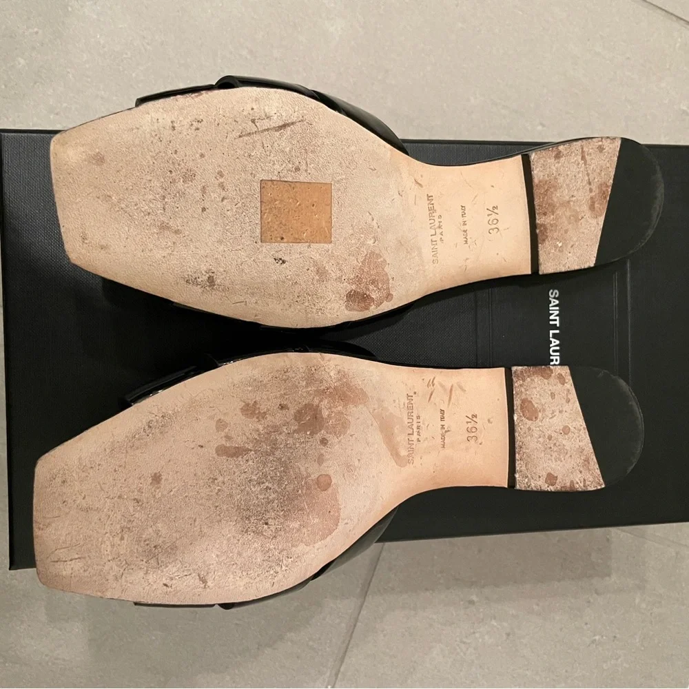 Saint Laurent Tribute Flat Mules in Patent Leather - Picture 4 of 5